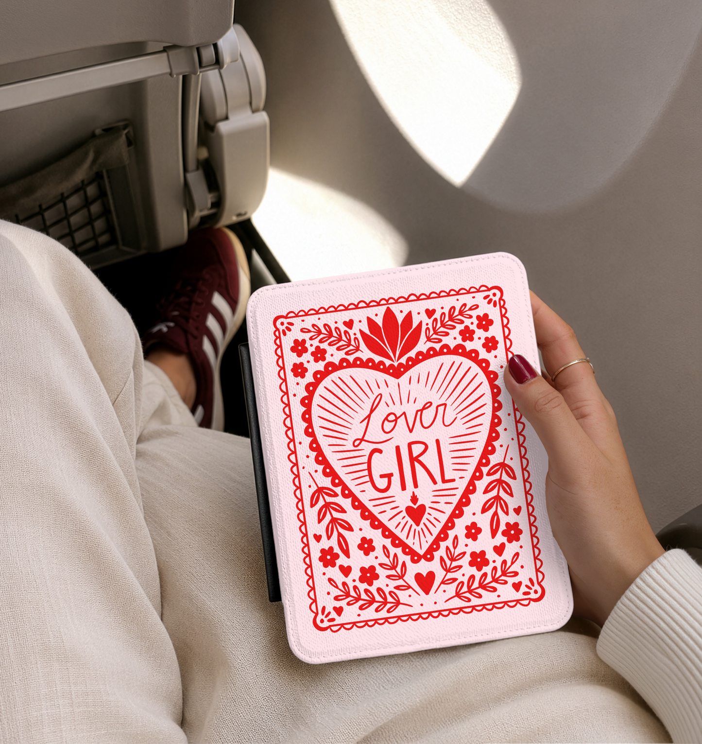 Kindle Case - Lover Girl | Paperwhite 12th Gen & Colorsoft