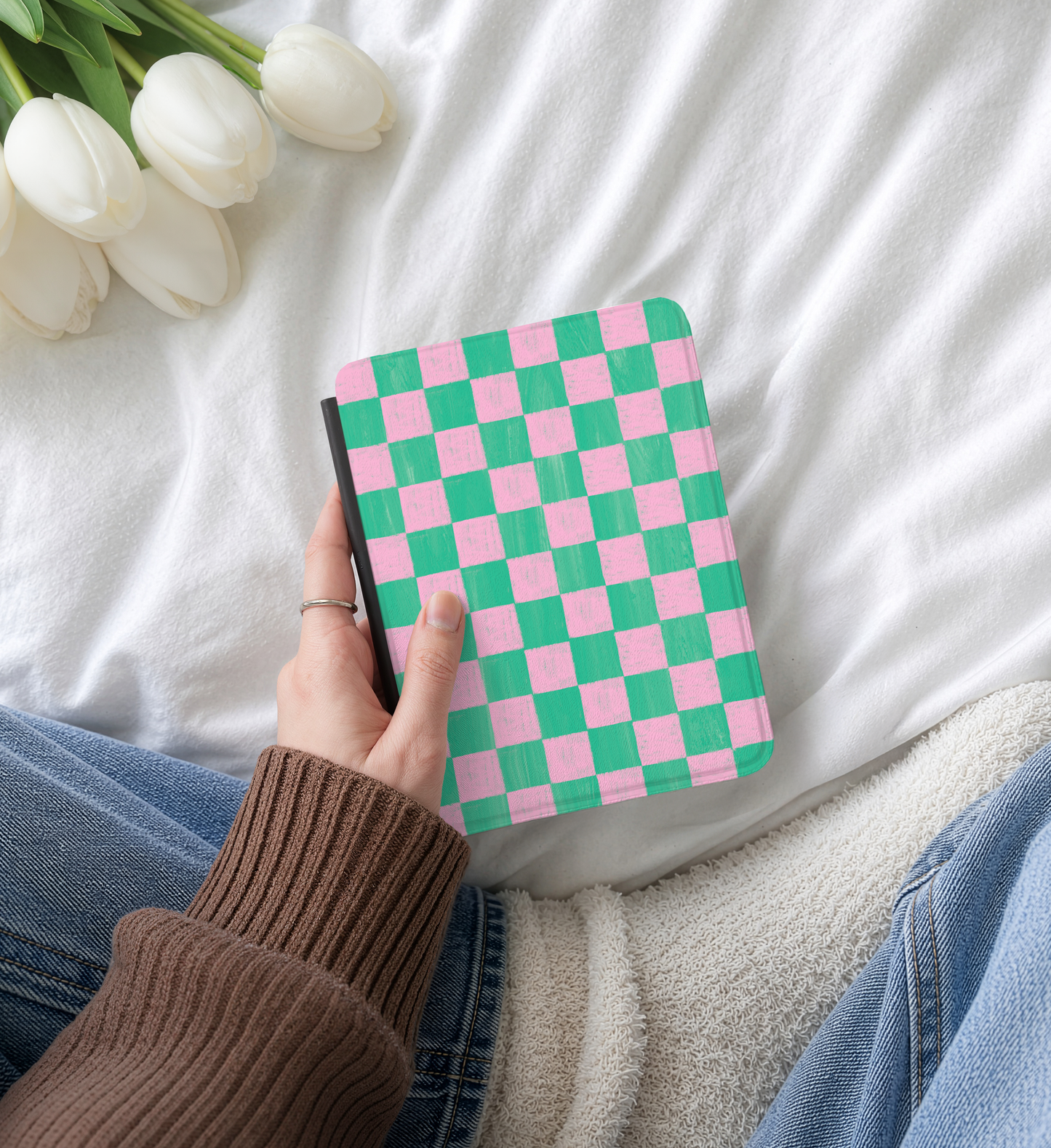 Kindle Case - Pink & Green Checker | Paperwhite 12th Gen & Colorsoft
