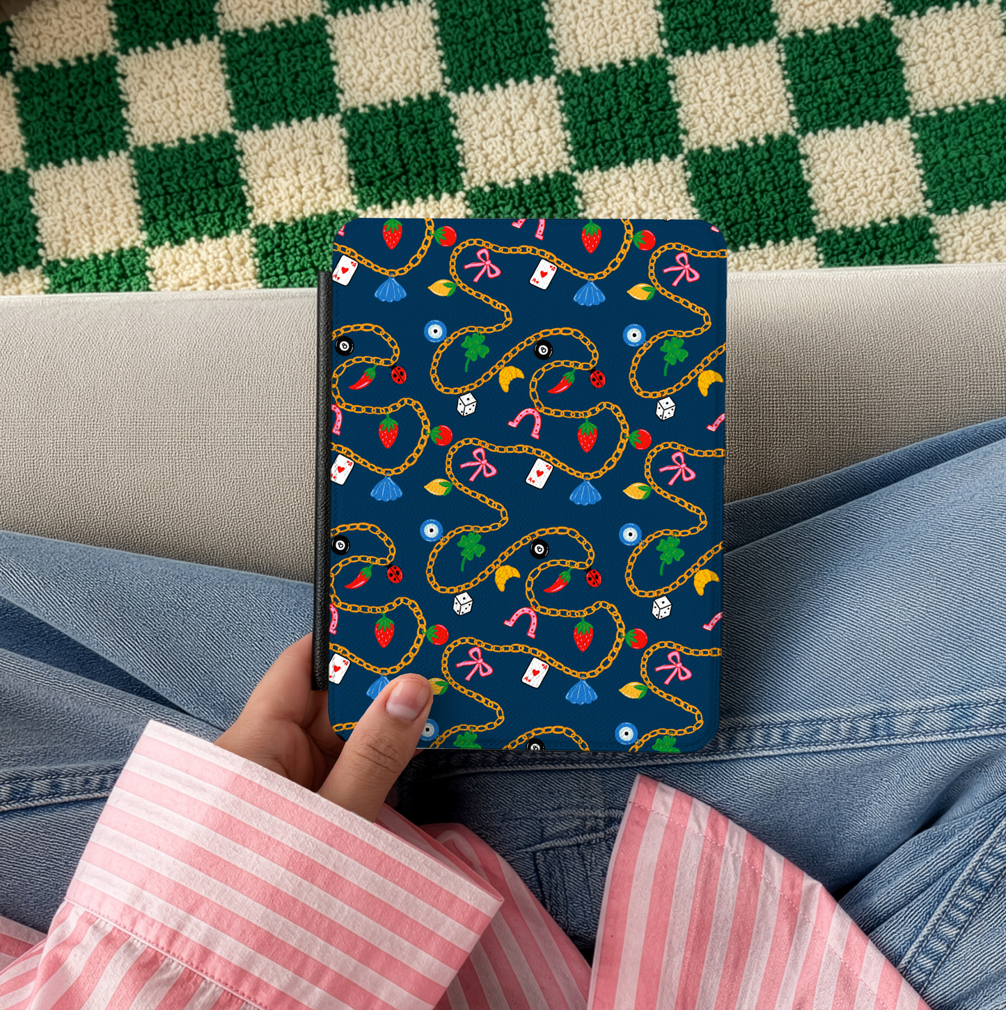 Kindle Case - Lucky Girl | Paperwhite 12th Gen & Colorsoft