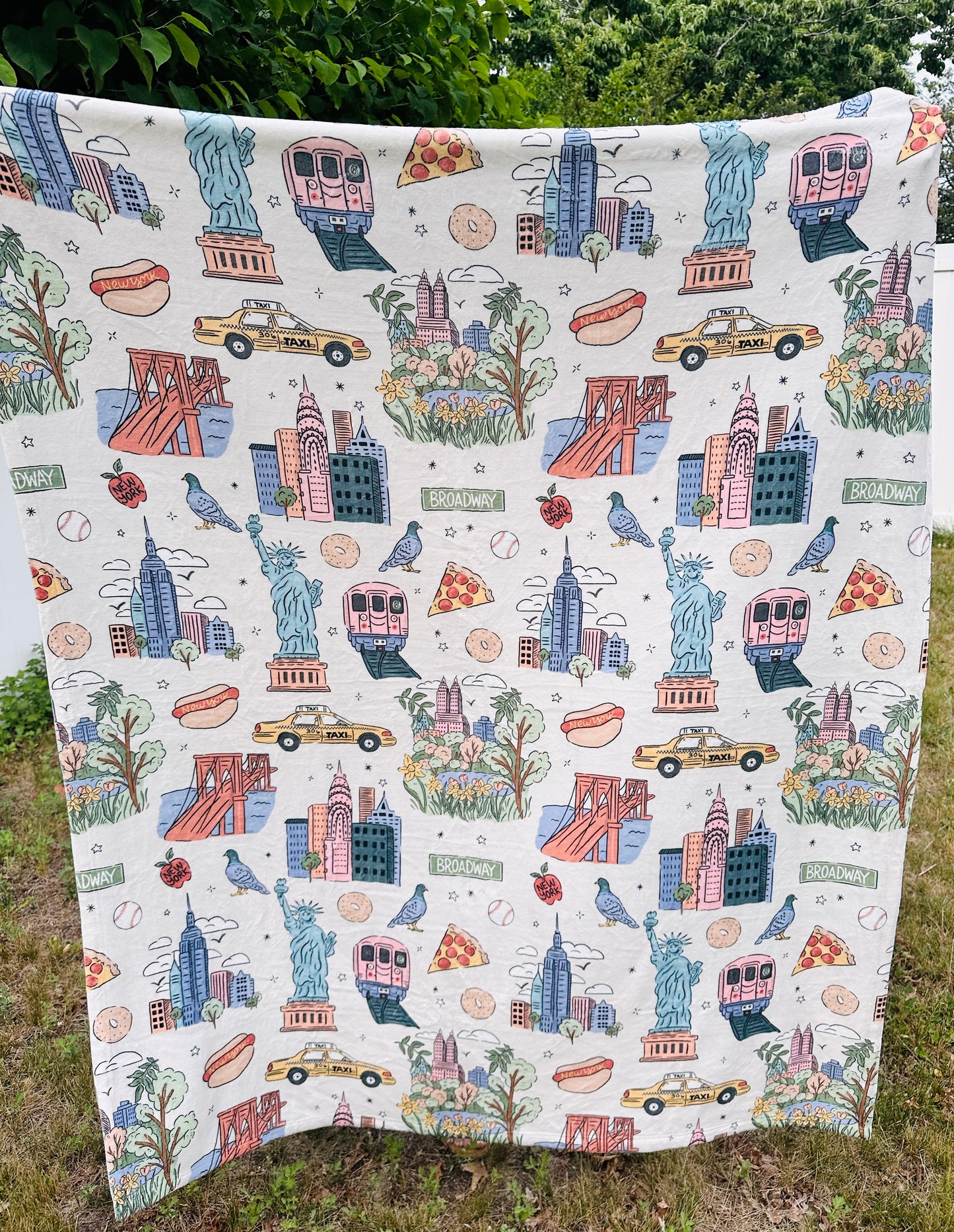 PRE-ORDER: New York City Plush Blanket
