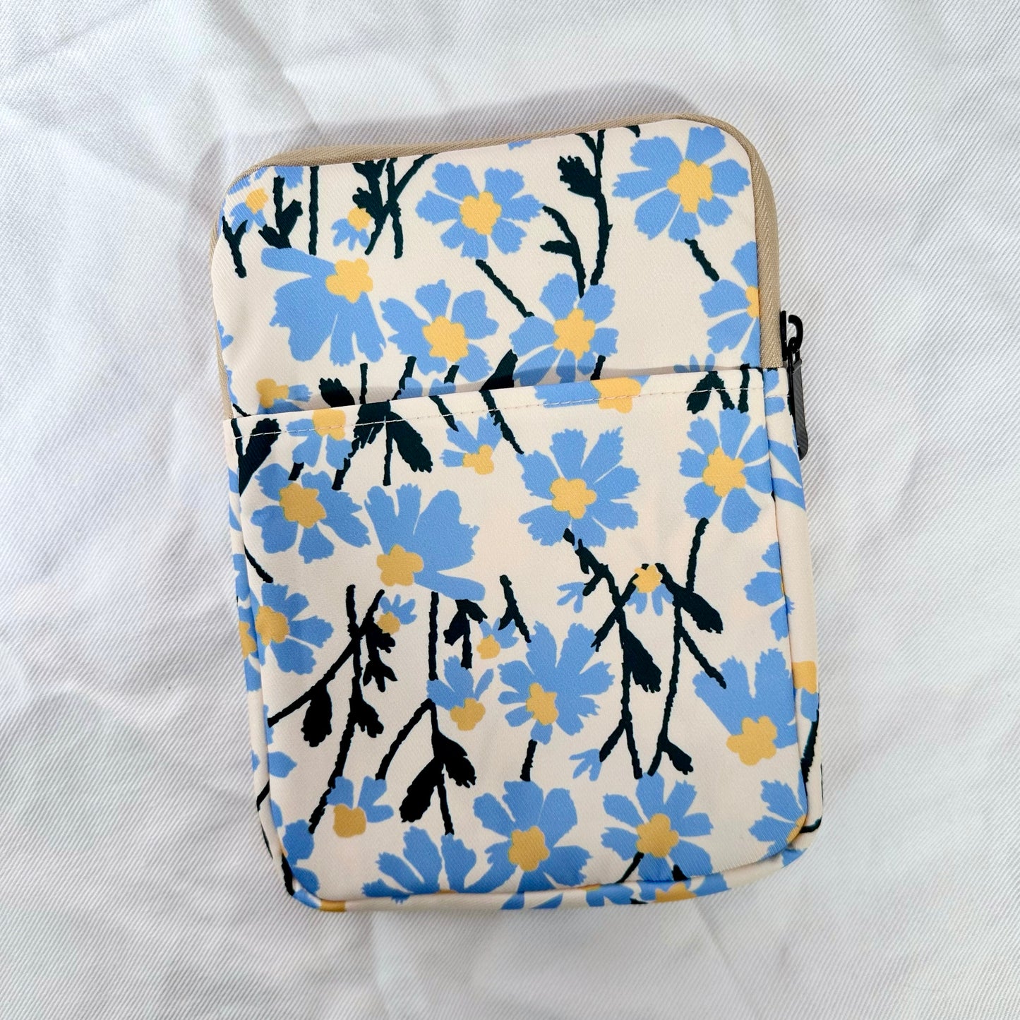 Floral Pattern Padded Kindle Sleeve