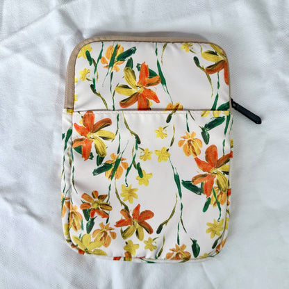Floral Pattern Padded Kindle Sleeve