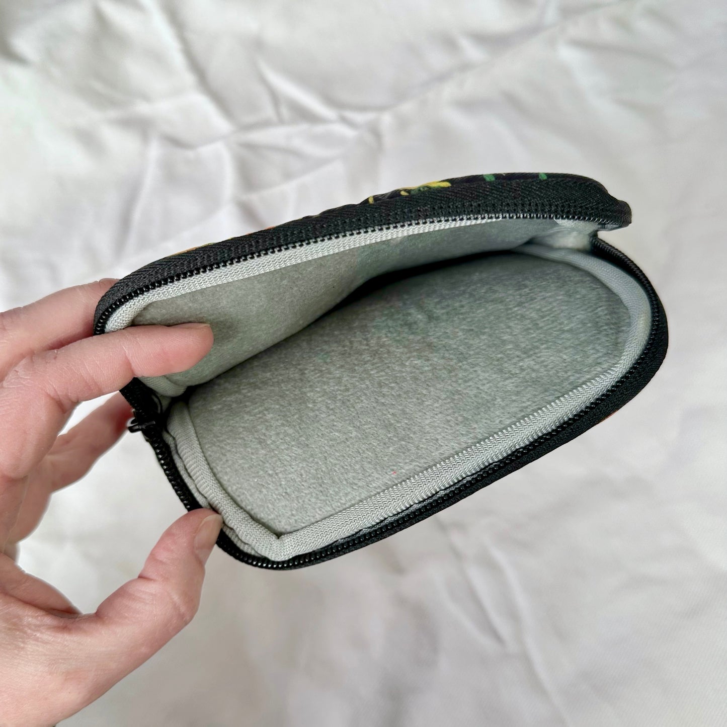 Floral Pattern Padded Kindle Sleeve