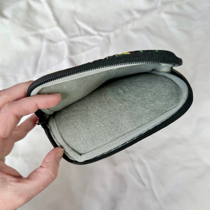 Floral Pattern Padded Kindle Sleeve