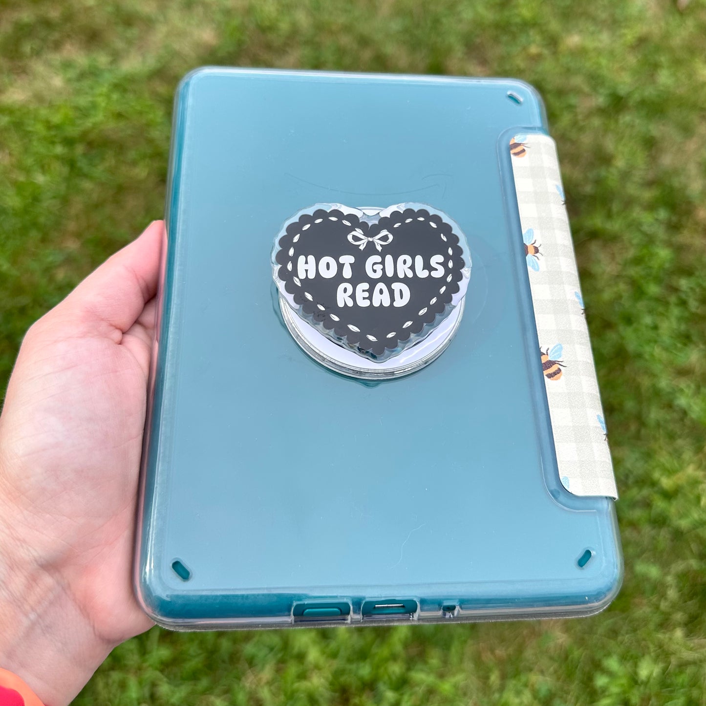 Hot Girls Read MagSafe Phone & Kindle Grip